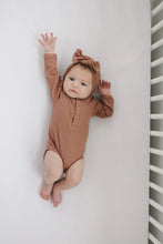 Load image into Gallery viewer, Organic Cotton Long Sleeve Ribbed Bodysuit
