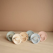 Load image into Gallery viewer, FRIGG Rope Natural Rubber Pacifier
