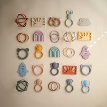 Load image into Gallery viewer, Pretzel Teether
